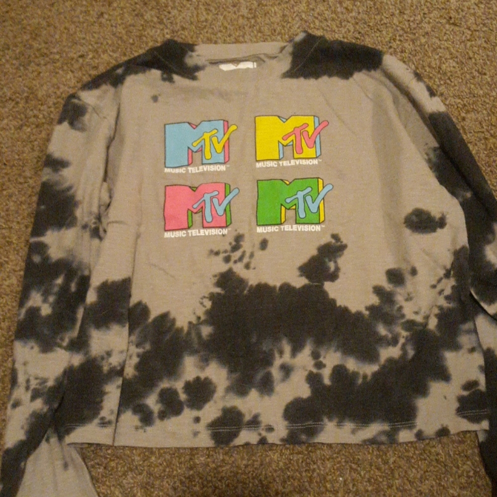 MTV shirt